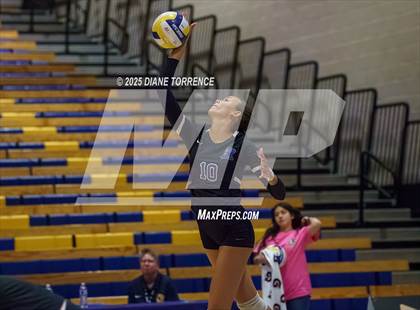 Thumbnail 3 in Rocklin vs Mater Dei (CIF State Open Division Final) photogallery.