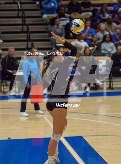 Thumbnail 2 in Rocklin vs Mater Dei (CIF State Open Division Final) photogallery.