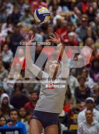 Thumbnail 3 in Rocklin vs Mater Dei (CIF State Open Division Final) photogallery.