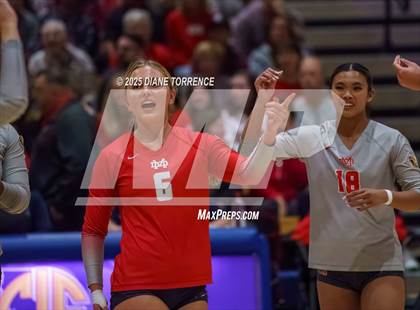 Thumbnail 3 in Rocklin vs Mater Dei (CIF State Open Division Final) photogallery.