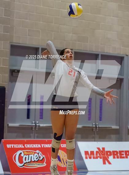 Thumbnail 1 in Rocklin vs Mater Dei (CIF State Open Division Final) photogallery.