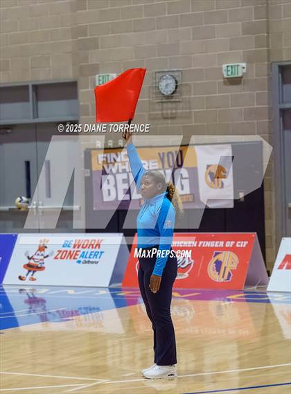 Thumbnail 3 in Rocklin vs Mater Dei (CIF State Open Division Final) photogallery.