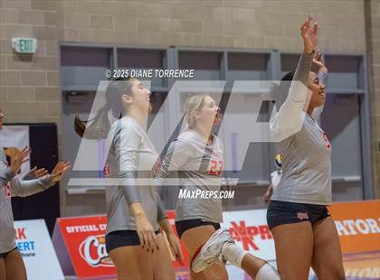 Thumbnail 3 in Rocklin vs Mater Dei (CIF State Open Division Final) photogallery.