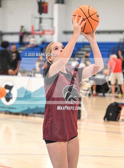 Thumbnail 1 in Desert Mountain vs. St. Mary's (Section 7) photogallery.
