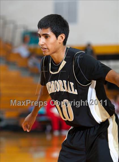 Thumbnail 3 in Pasadena Memorial vs Crosby (McDonald's Texas Invitational) photogallery.