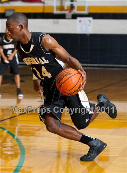 Thumbnail 3 in Pasadena Memorial vs Crosby (McDonald's Texas Invitational) photogallery.