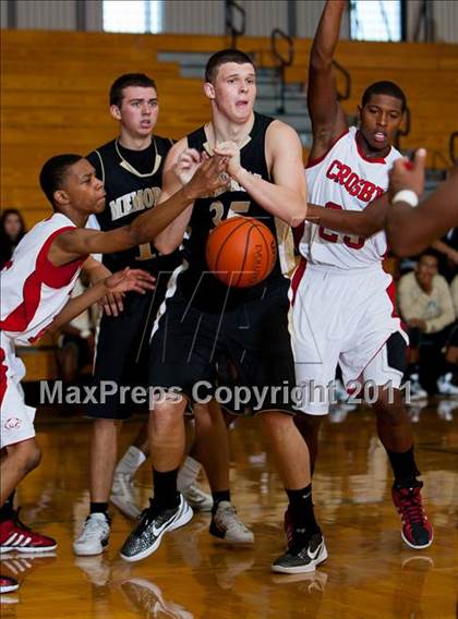 Thumbnail 1 in Pasadena Memorial vs Crosby (McDonald's Texas Invitational) photogallery.