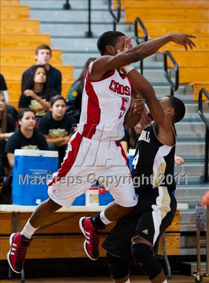 Thumbnail 1 in Pasadena Memorial vs Crosby (McDonald's Texas Invitational) photogallery.