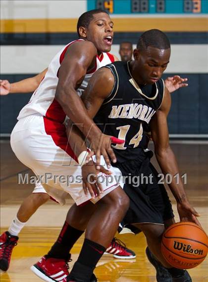 Thumbnail 2 in Pasadena Memorial vs Crosby (McDonald's Texas Invitational) photogallery.
