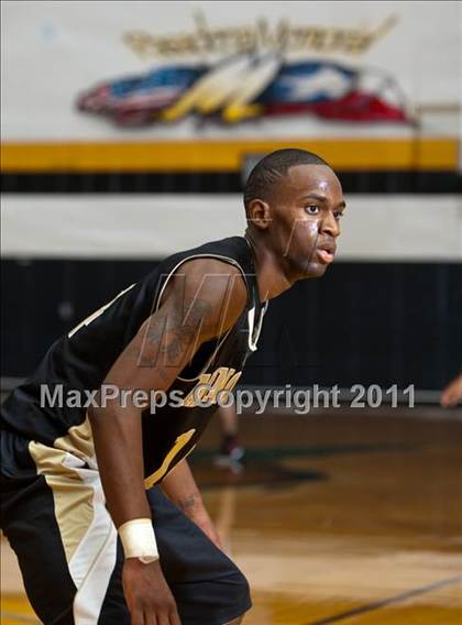 Thumbnail 3 in Pasadena Memorial vs Crosby (McDonald's Texas Invitational) photogallery.