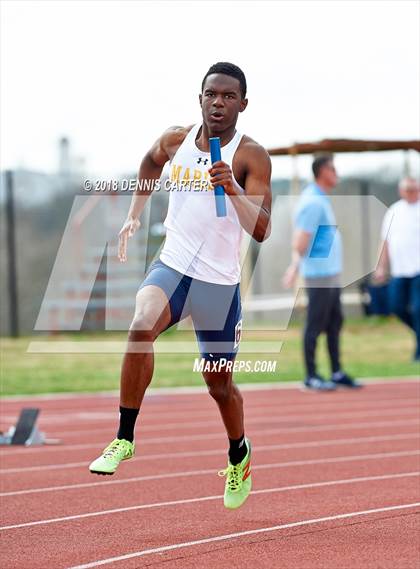 Thumbnail 2 in Coaches Invitational (Boys) photogallery.