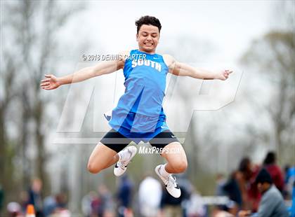 Thumbnail 3 in Coaches Invitational (Boys) photogallery.
