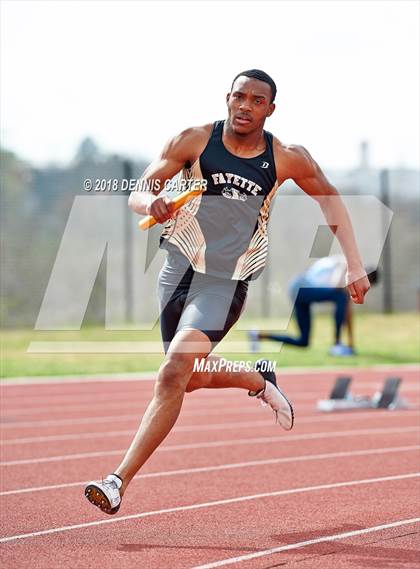 Thumbnail 3 in Coaches Invitational (Boys) photogallery.