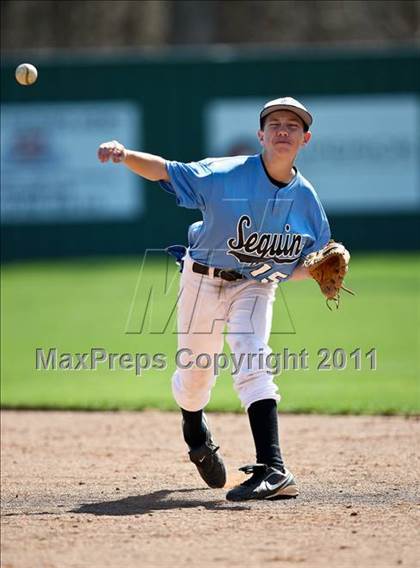 Thumbnail 1 in Seguin [Juan] vs. WT White (Robert Dulin Memorial) photogallery.
