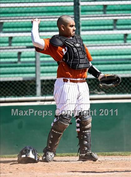 Thumbnail 3 in Seguin [Juan] vs. WT White (Robert Dulin Memorial) photogallery.