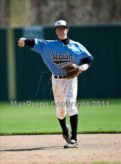 Thumbnail 3 in Seguin [Juan] vs. WT White (Robert Dulin Memorial) photogallery.