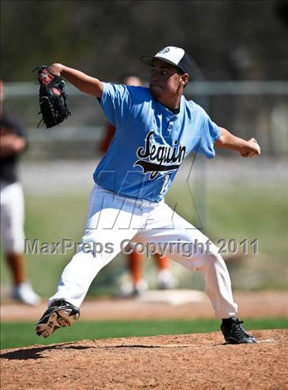 Thumbnail 2 in Seguin [Juan] vs. WT White (Robert Dulin Memorial) photogallery.
