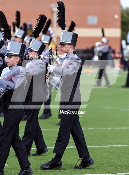 Thumbnail 2 in Aledo @ V.R. Eaton photogallery.