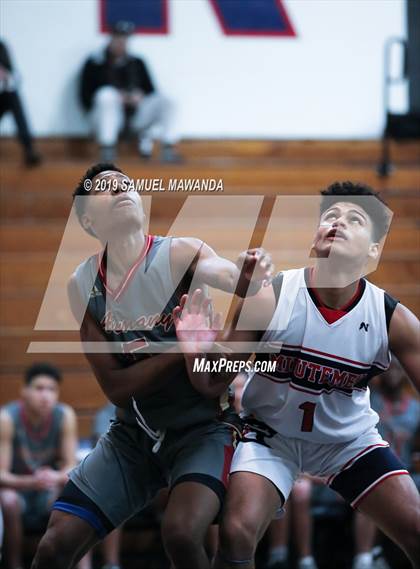 Thumbnail 2 in Alemany vs  Maranatha (Rose City Roundball Classic) photogallery.