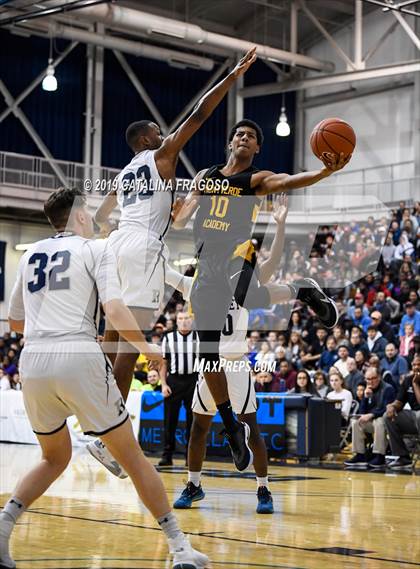 Thumbnail 1 in Ranney vs Montverde Academy (Metro Classic) photogallery.
