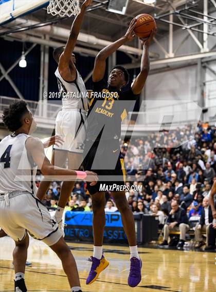 Thumbnail 1 in Ranney vs Montverde Academy (Metro Classic) photogallery.