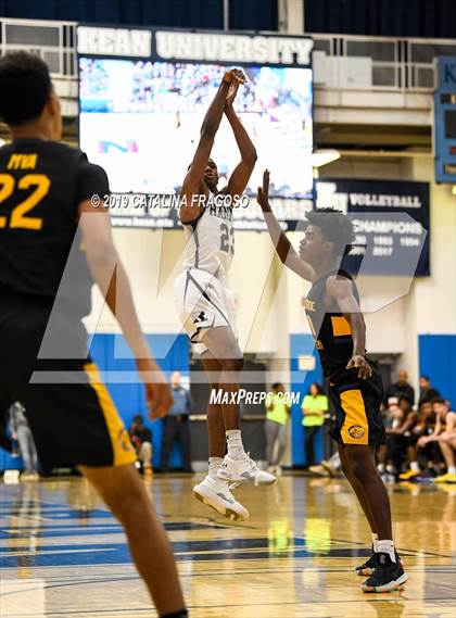 Thumbnail 3 in Ranney vs Montverde Academy (Metro Classic) photogallery.