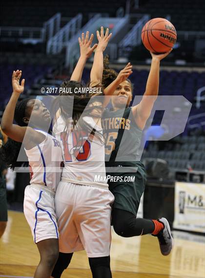 Thumbnail 1 in Moon Valley vs Peoria (Hoopin It Up At The Arena) photogallery.