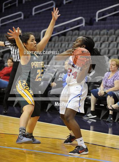 Thumbnail 1 in Moon Valley vs Peoria (Hoopin It Up At The Arena) photogallery.