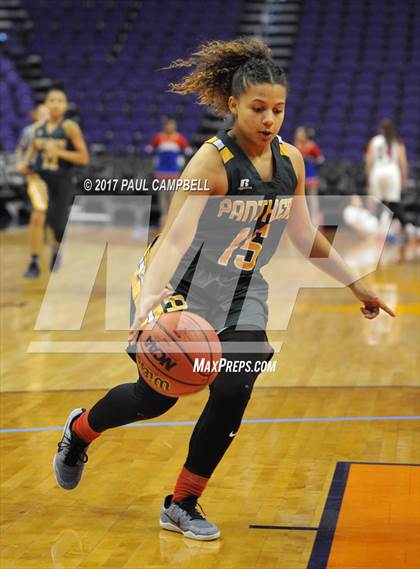 Thumbnail 2 in Moon Valley vs Peoria (Hoopin It Up At The Arena) photogallery.