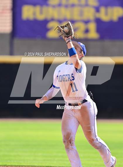 Thumbnail 2 in Mountain Vista vs. Rogers (Best of the West) photogallery.
