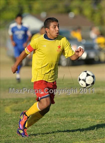 Thumbnail 2 in Highlands @ Encina Prep photogallery.