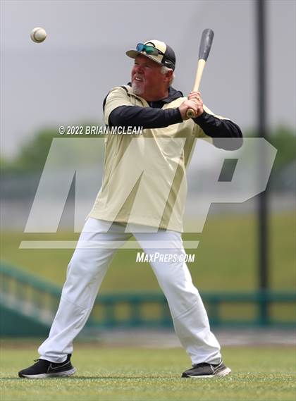 Thumbnail 3 in Burleson vs Cleburne (Johnson County Bash) photogallery.