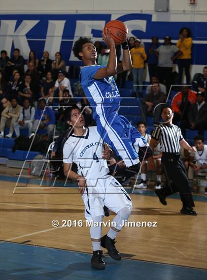 Thumbnail 1 in Middle College vs. Central City Value photogallery.
