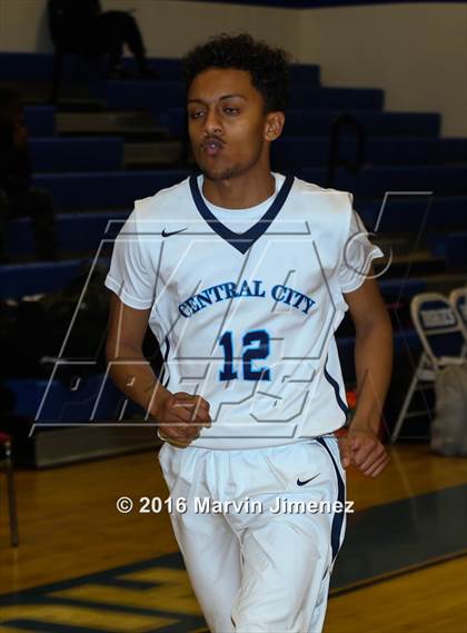 Thumbnail 2 in Middle College vs. Central City Value photogallery.