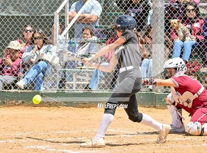 Thumbnail 2 in Calexico vs. El Capitan photogallery.