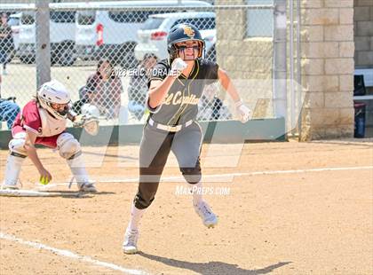 Thumbnail 3 in Calexico vs. El Capitan photogallery.
