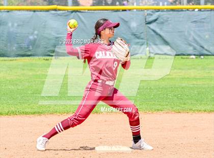 Thumbnail 1 in Calexico vs. El Capitan photogallery.