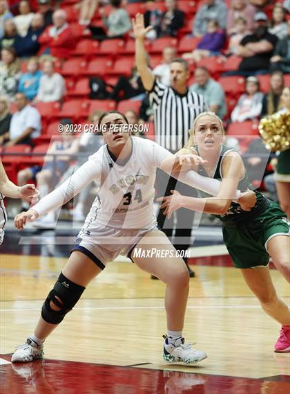 Thumbnail 3 in Green Canyon vs. Snow Canyon (UHSAA 4A Quarterfinal Playoff) photogallery.