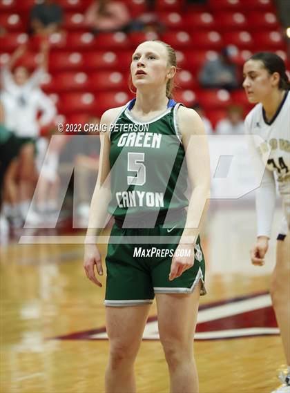 Thumbnail 1 in Green Canyon vs. Snow Canyon (UHSAA 4A Quarterfinal Playoff) photogallery.