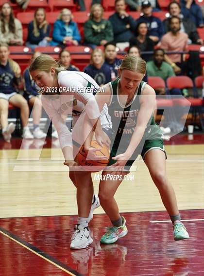 Thumbnail 3 in Green Canyon vs. Snow Canyon (UHSAA 4A Quarterfinal Playoff) photogallery.