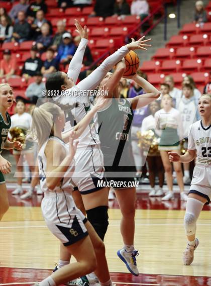 Thumbnail 3 in Green Canyon vs. Snow Canyon (UHSAA 4A Quarterfinal Playoff) photogallery.