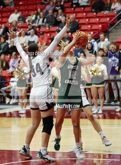 Thumbnail 3 in Green Canyon vs. Snow Canyon (UHSAA 4A Quarterfinal Playoff) photogallery.