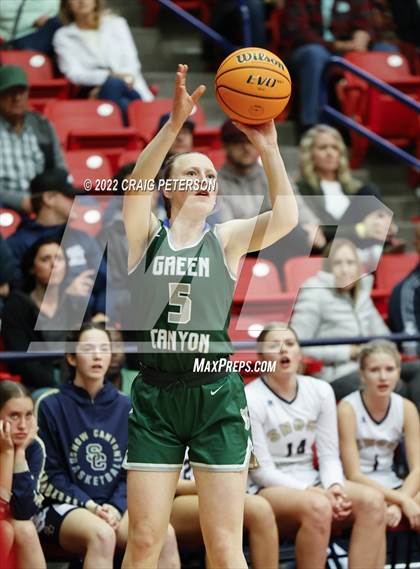 Thumbnail 3 in Green Canyon vs. Snow Canyon (UHSAA 4A Quarterfinal Playoff) photogallery.