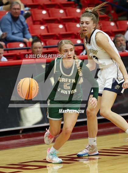 Thumbnail 3 in Green Canyon vs. Snow Canyon (UHSAA 4A Quarterfinal Playoff) photogallery.