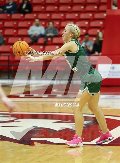 Thumbnail 1 in Green Canyon vs. Snow Canyon (UHSAA 4A Quarterfinal Playoff) photogallery.
