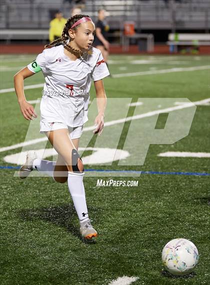 Thumbnail 2 in FR: Carondelet @ Granada photogallery.