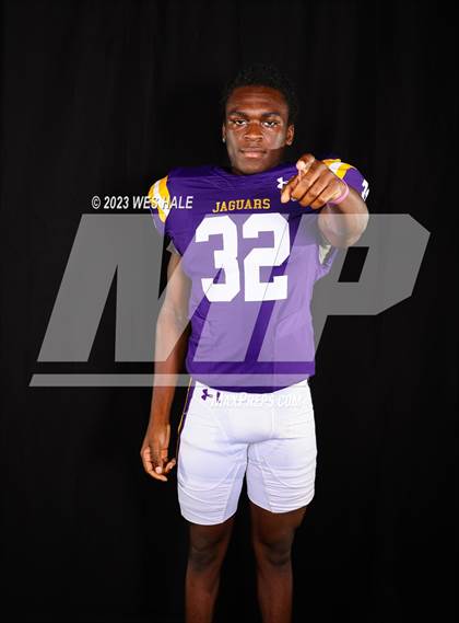 Thumbnail 2 in DeSoto Central (Individuals) photogallery.