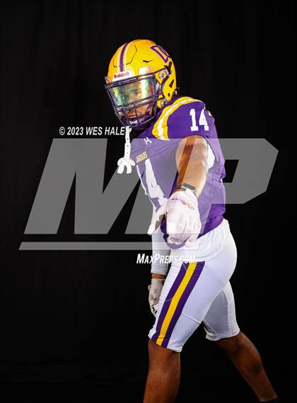 Thumbnail 2 in DeSoto Central (Individuals) photogallery.