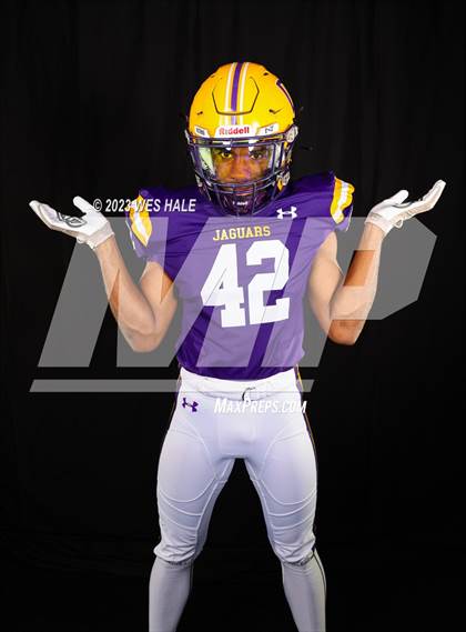 Thumbnail 3 in DeSoto Central (Individuals) photogallery.