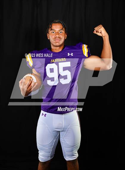 Thumbnail 2 in DeSoto Central (Individuals) photogallery.